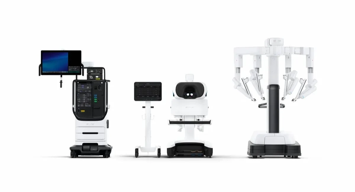 Intuitive_DaVinci_robotic surgery system.jpg