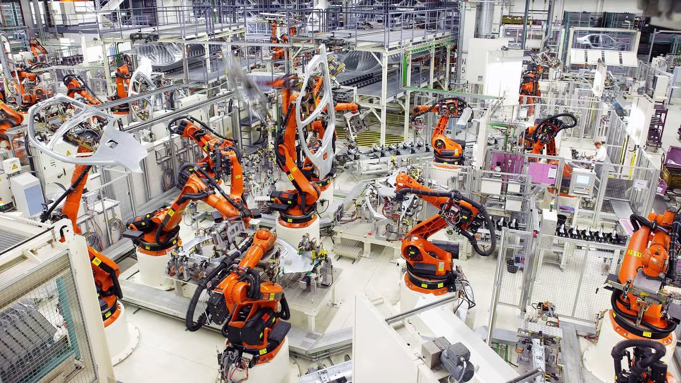 Kuka in automotive.avif
