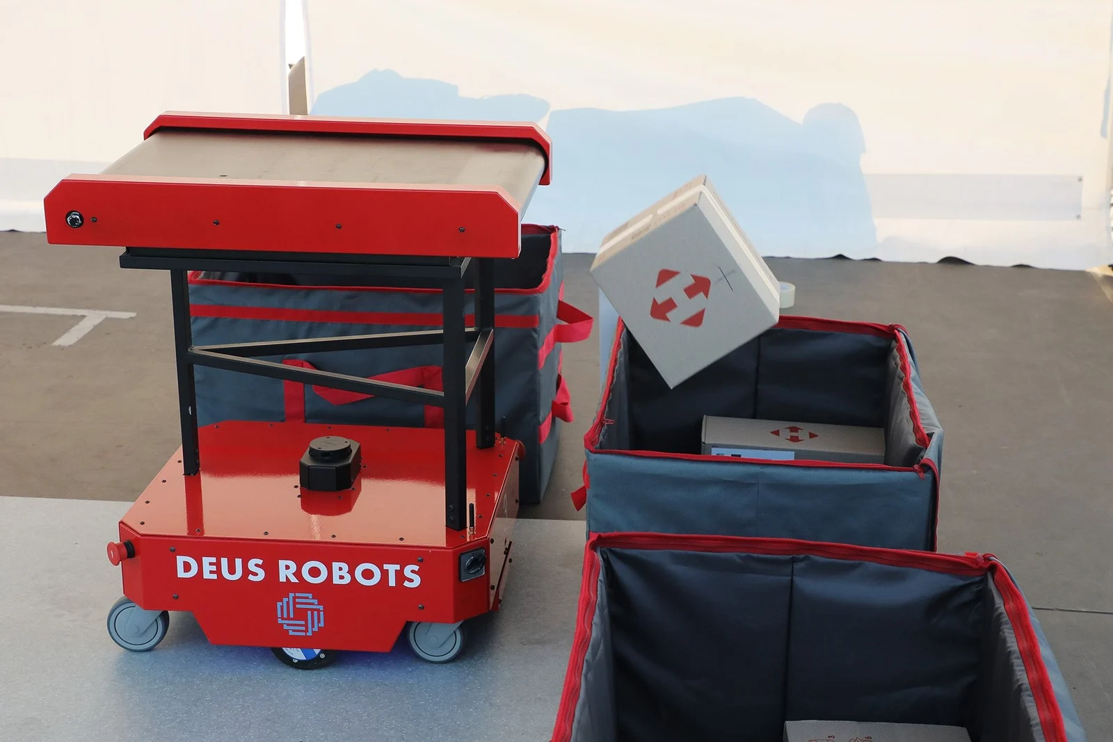 Deus S30 Sorting Robot.jpeg